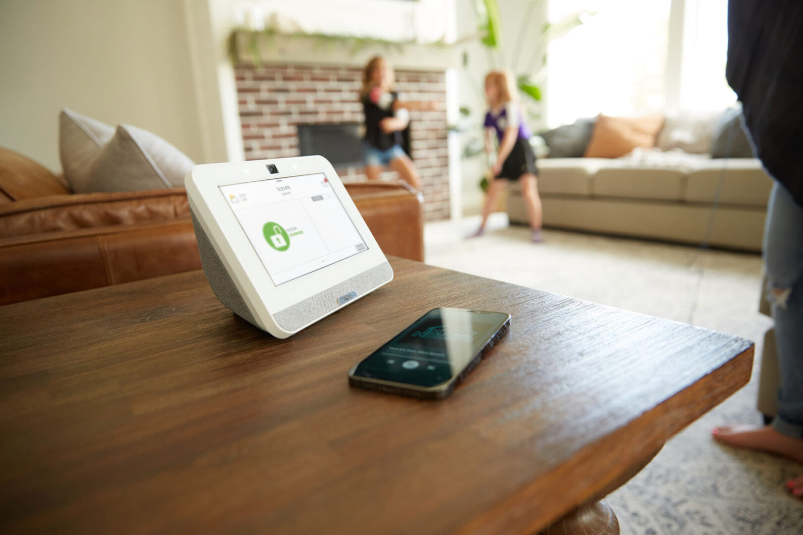 IQ-Panel-4-Music-Streaming-scaled